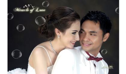 ถ่ายภาพแต่งงาน เลิฟวิ่งยู เวดดิ้ง สตูดิโอ อุดรธานี Pre-Wedding Studio